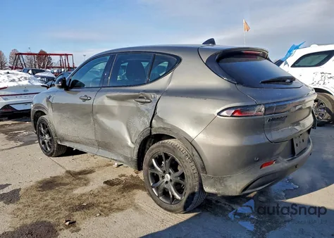 2024 Dodge Hornet Gt z USA, uszkodzony, nr VIN ZACNDFAN2R3A39596